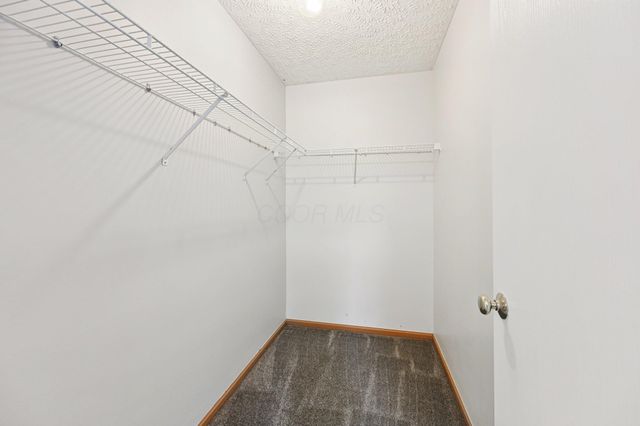 2912 Oak Forest Drive, Grove City, OH 43123