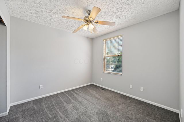 2912 Oak Forest Drive, Grove City, OH 43123