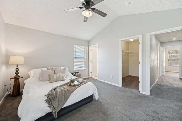 2912 Oak Forest Drive, Grove City, OH 43123