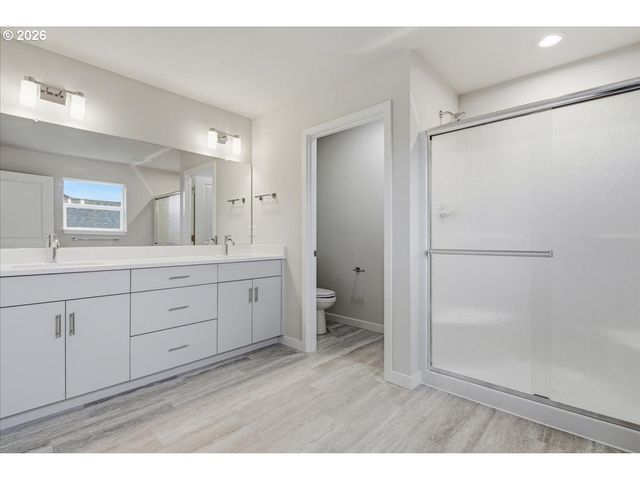 12306 Ne 107TH Way, Vancouver, WA 98682