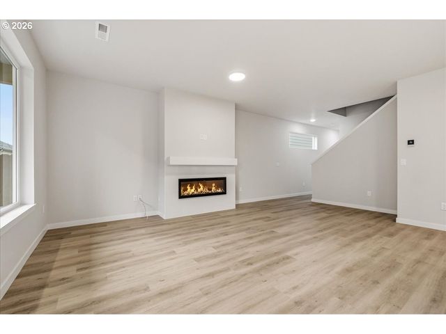 12306 Ne 107TH Way, Vancouver, WA 98682