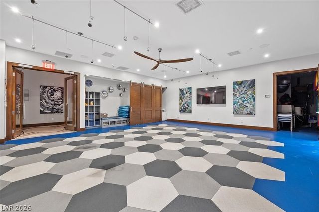 4262 Swift Street, Las Vegas, NV 89135