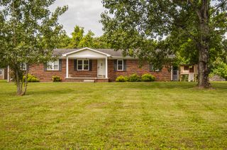 4883 Rocky Mound Rd, Westmoreland, TN 37186