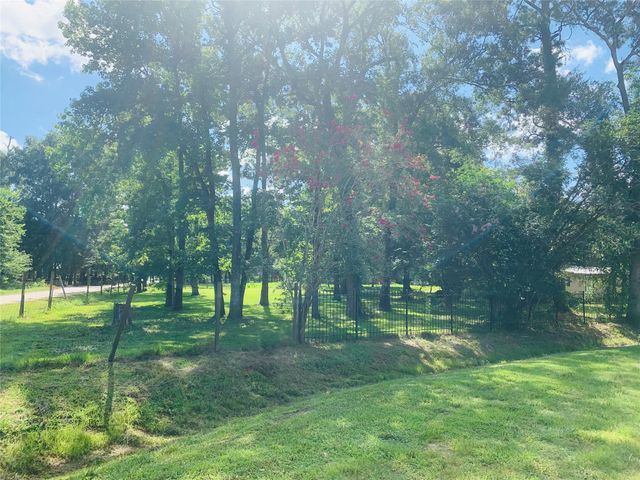 14633 Half Circle, Splendora, TX 77372