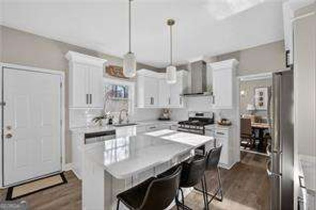 3423 Cascade Ive Drive, Buford, GA 30519