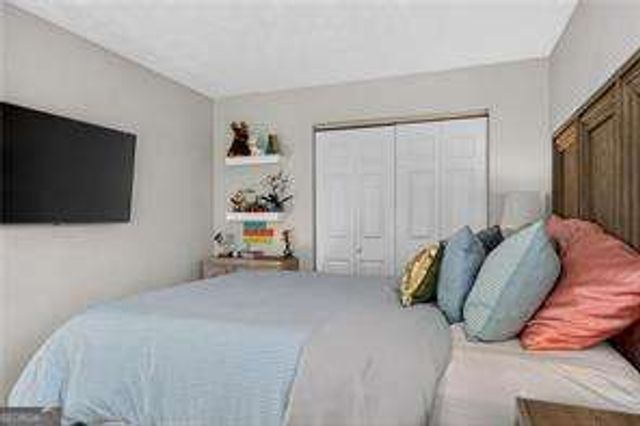 3423 Cascade Ive Drive, Buford, GA 30519