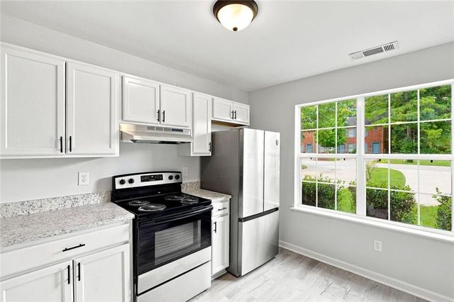 366 N Beach Court, Riverdale, GA 30274