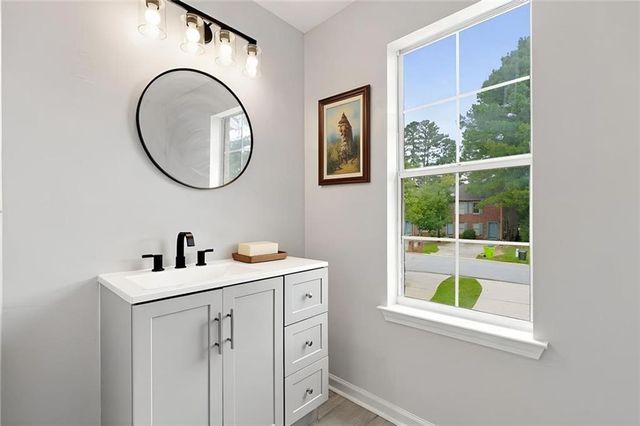 366 N Beach Court, Riverdale, GA 30274