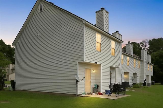 366 N Beach Court, Riverdale, GA 30274