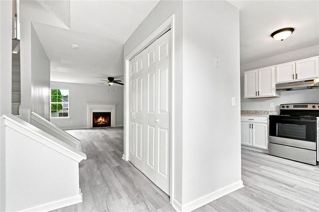 366 N Beach Court, Riverdale, GA 30274