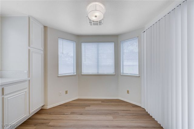 4724 Victoria Beach Way, Las Vegas, NV 89130