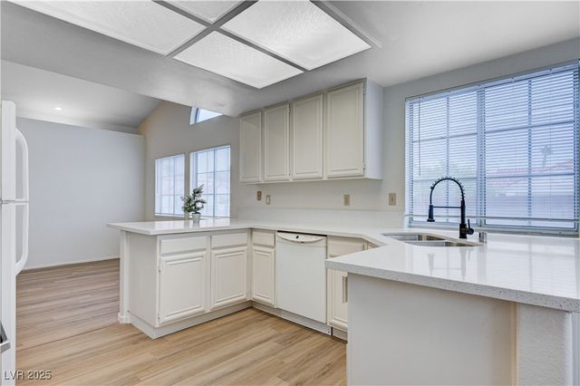 4724 Victoria Beach Way, Las Vegas, NV 89130