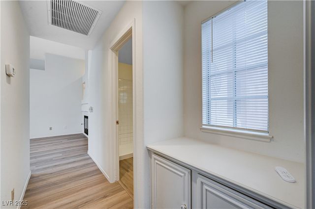 4724 Victoria Beach Way, Las Vegas, NV 89130