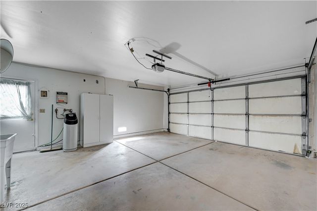 4724 Victoria Beach Way, Las Vegas, NV 89130