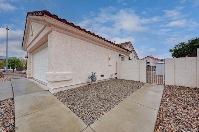 4724 Victoria Beach Way, Las Vegas, NV 89130