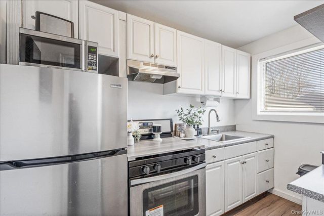 67-49 Bell Boulevard 2, Bayside, NY 11364