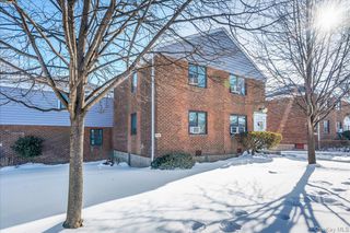 67-49 Bell Boulevard 2, Bayside, NY 11364