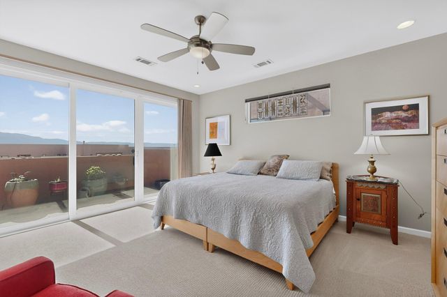 52 Wind Road NW, Albuquerque, NM 87120