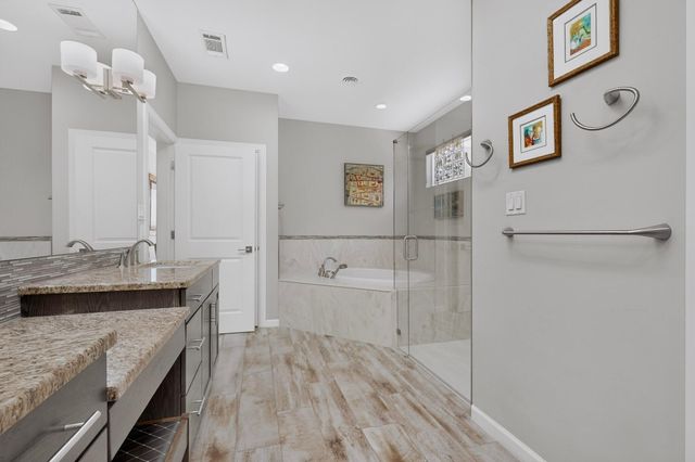 52 Wind Road NW, Albuquerque, NM 87120