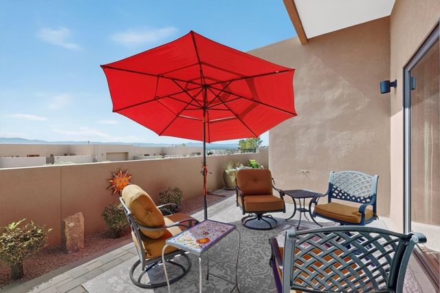 52 Wind Road NW, Albuquerque, NM 87120