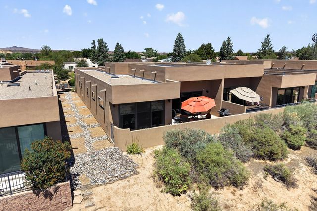 52 Wind Road NW, Albuquerque, NM 87120