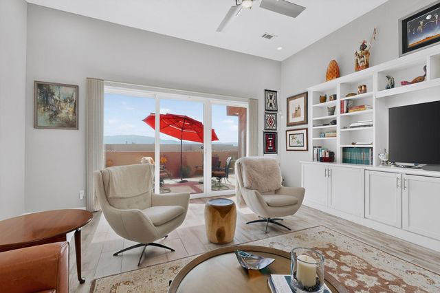 52 Wind Road NW, Albuquerque, NM 87120