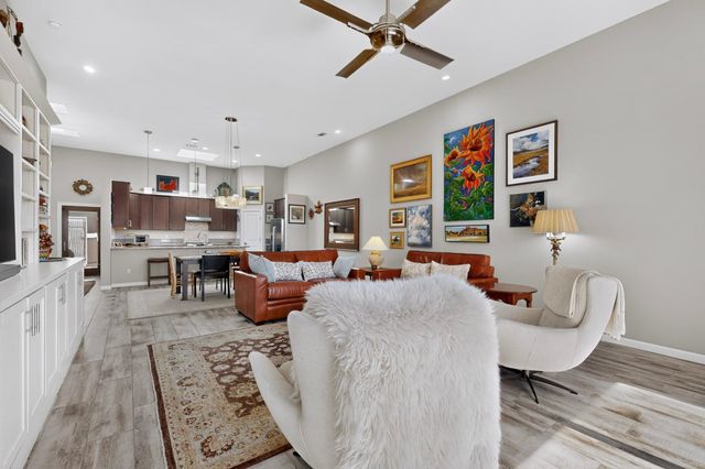 52 Wind Road NW, Albuquerque, NM 87120