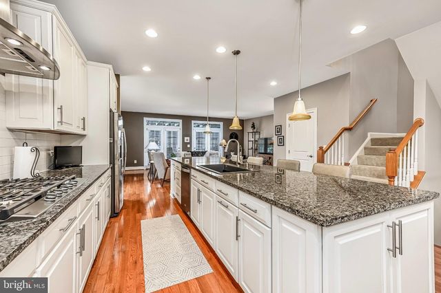 7868 CULLODEN CREST LN, Gainesville, VA 20155