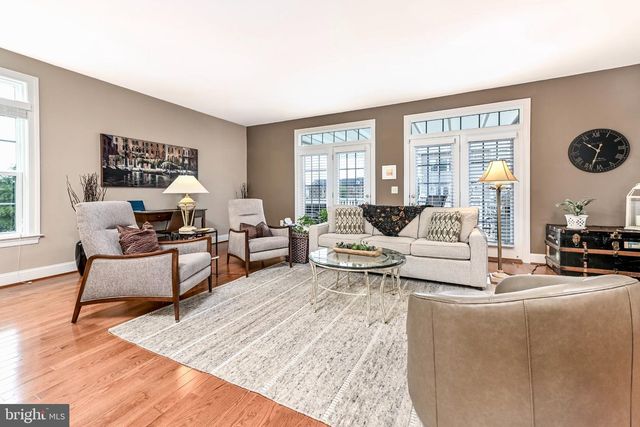 7868 CULLODEN CREST LN, Gainesville, VA 20155