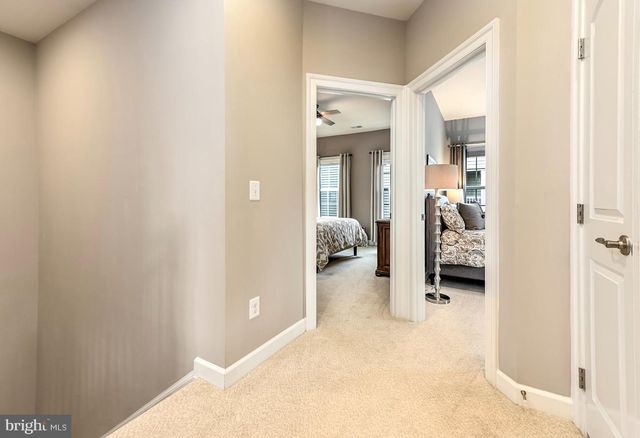 7868 CULLODEN CREST LN, Gainesville, VA 20155