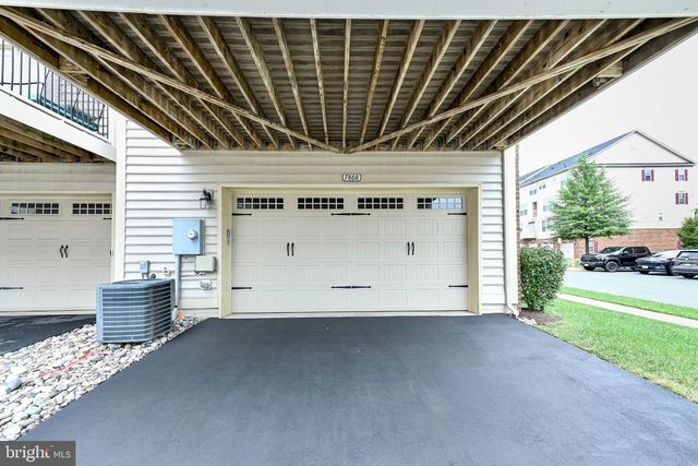 7868 CULLODEN CREST LN, Gainesville, VA 20155