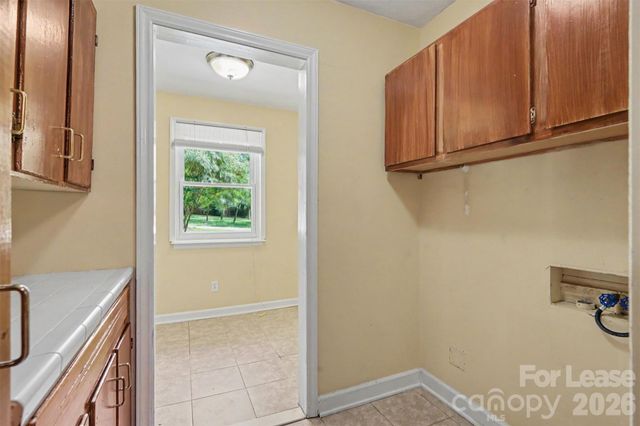 7017 Linda Lake Drive, Charlotte, NC 28215