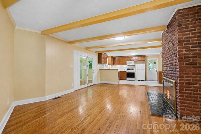7017 Linda Lake Drive, Charlotte, NC 28215