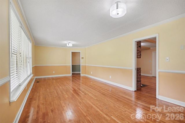 7017 Linda Lake Drive, Charlotte, NC 28215