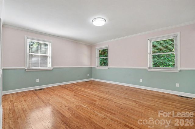 7017 Linda Lake Drive, Charlotte, NC 28215