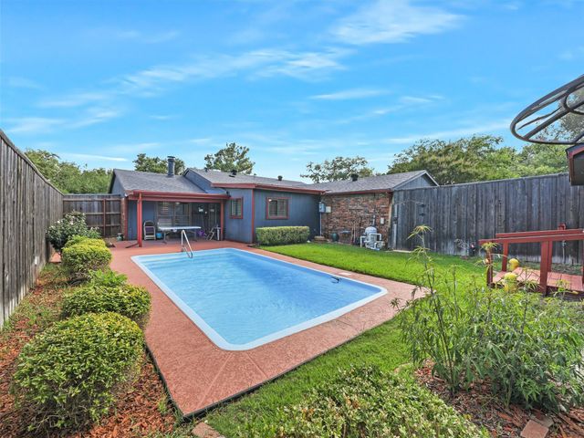 530 Shadowcrest Lane, Coppell, TX 75019