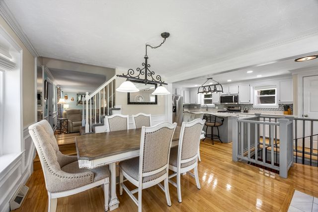 116 Elm St, Halifax, MA 02338