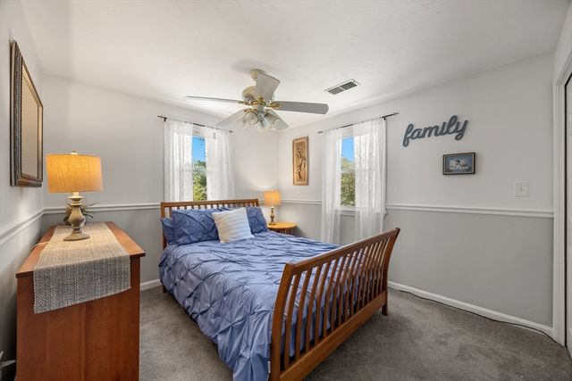 116 Elm St, Halifax, MA 02338