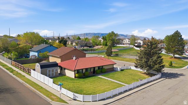 694 E SEYMORE DR, American Fork, UT 84003