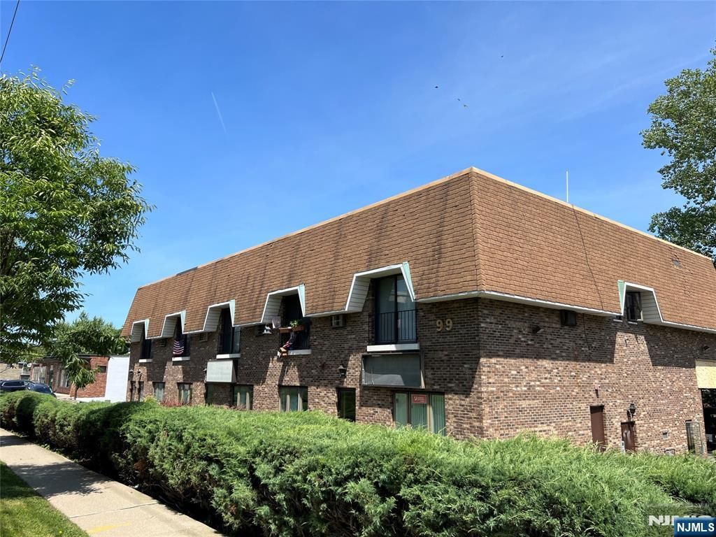 99 Kinderkamack Road 3, Emerson, NJ 07630