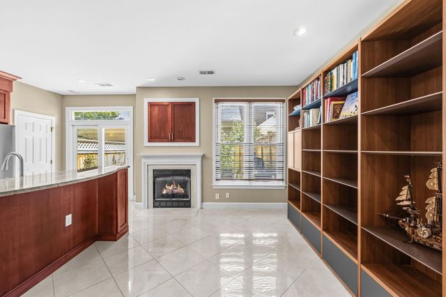 313 HILLWOOD AVE, Falls Church, VA 22046