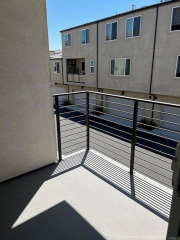 5422 Beachfront 61, San Diego, CA 92154