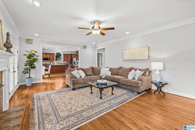 8707 CARRINGTON LAKE RIDGE, Trussville, AL 35173