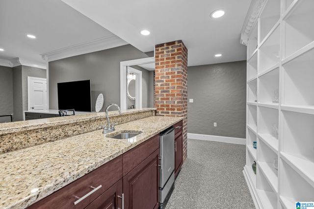 8707 CARRINGTON LAKE RIDGE, Trussville, AL 35173