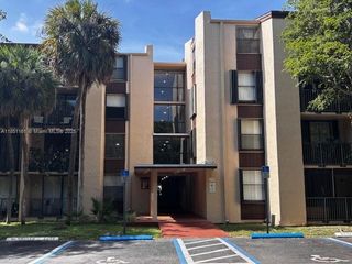 14321 N Kendall Dr 302F, Miami, FL 33186