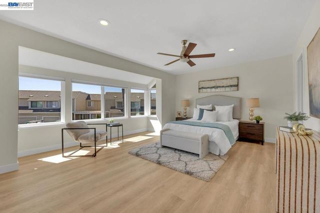 828 Columba Ln, Foster City, CA 94404