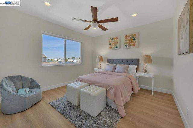 828 Columba Ln, Foster City, CA 94404