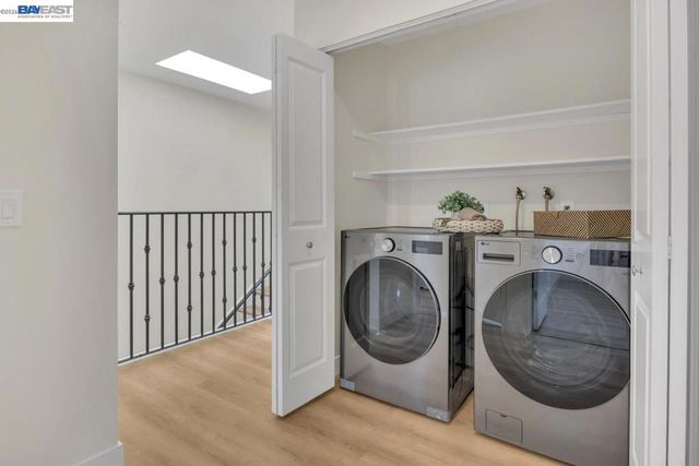 828 Columba Ln, Foster City, CA 94404