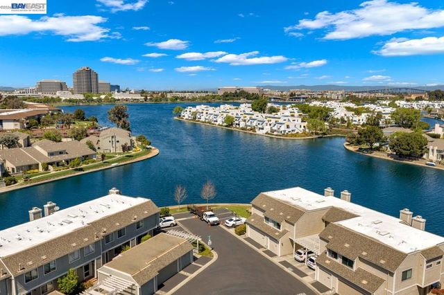 828 Columba Ln, Foster City, CA 94404