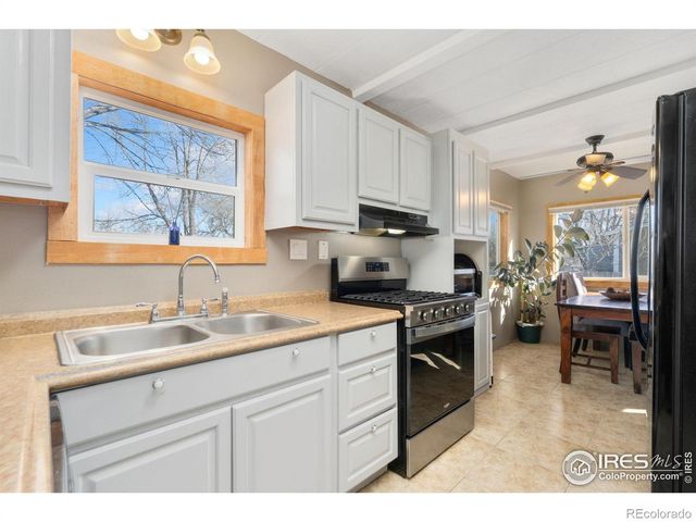 3814 Yosemite Drive, Greeley, CO 80634